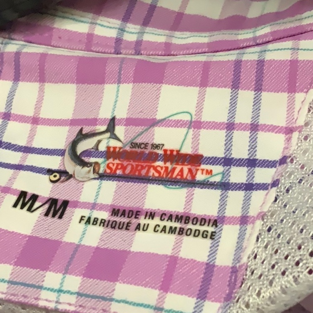 World Wide Sportsman front button down shirt. Size M - Picture 4 of 5